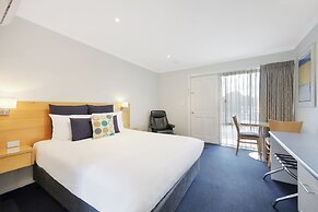 Hamilton Townhouse Motel