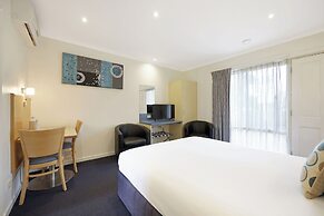 Hamilton Townhouse Motel