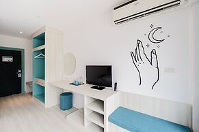 MOON BUDGET HOTEL