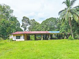 OYO 90657 D'ambang Resort