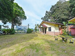 OYO 90657 D'ambang Resort