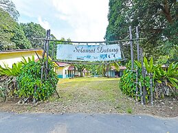 OYO 90657 D'ambang Resort