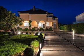 Villa Olive Garden