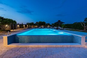 Villa Olive Garden