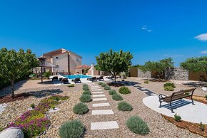 Villa Olive Garden
