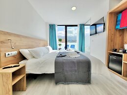 Hotel Puerto Azul