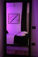 Dark Boutique Hotel
