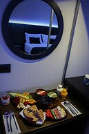 Dark Boutique Hotel
