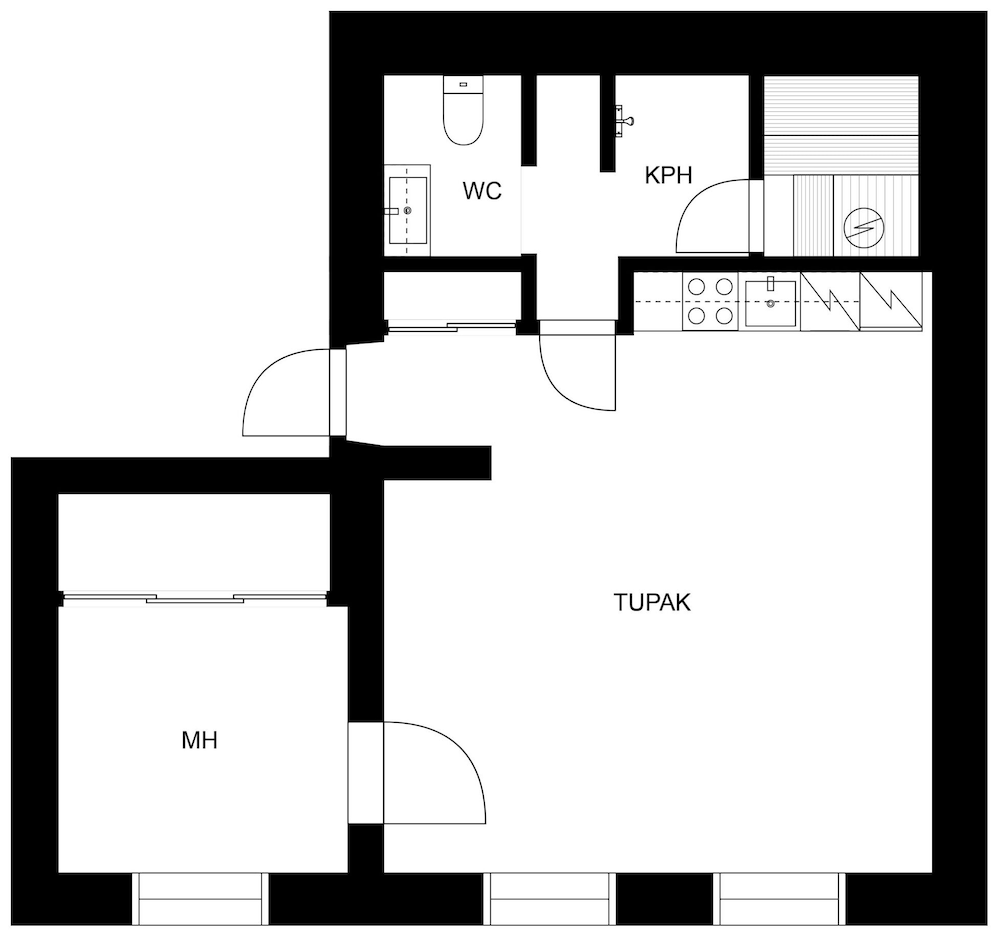 Main Square Renovated Apt, Sauna and Parking