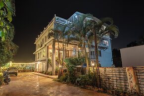 Treebo Kuber Palace With a Swimming Pool