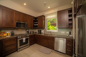 Miramar 4E - 3 bdr 3 Bath Ocean View