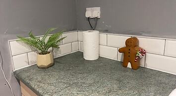 Impeccable 1-bed, Sleeps 2, Free Parking