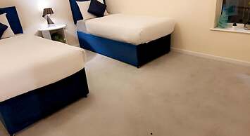 Impeccable 1-bed, Sleeps 2, Free Parking