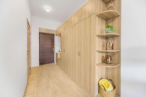 Stay Inn  on Buzand Str. 97