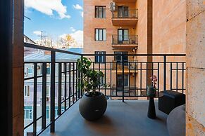 Stay Inn  on Buzand Str. 97