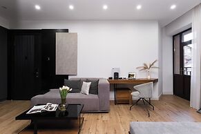 Stay Inn  on Buzand Str. 97