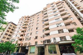Stay Inn on Yekmalyan St
