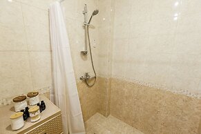 Stay Inn on Yekmalyan St
