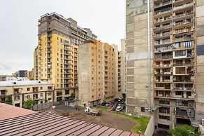 Stay Inn on Yekmalyan St