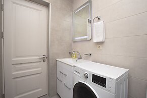Stay Inn on Yekmalyan St