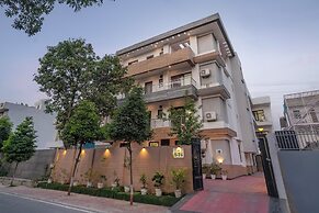 Treebo Modern Stays