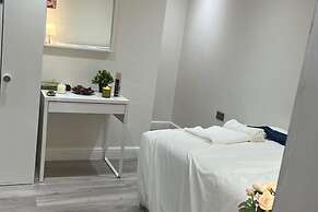 Lovely Studio Apartment in London