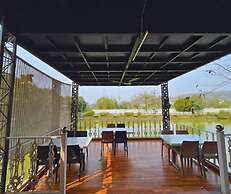 Chang's Resort
