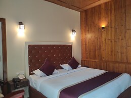 Chang's Resort