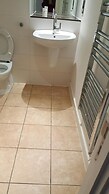 Zenith City Centre Apartment - Stay Longer and Save