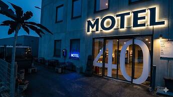 Business-Motel