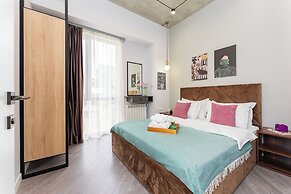 Stay inn on Amiryan 26/4
