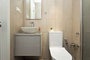 Stay inn on Amiryan 26/4