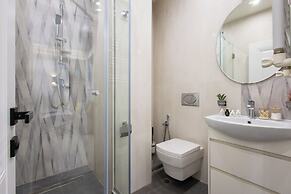 Stay inn on Amiryan 26/4