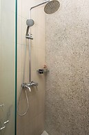 Stay inn on Amiryan 26/4
