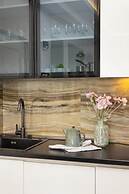 Stay inn on Amiryan 26/4