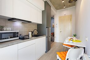 Stay inn on Amiryan 26/4