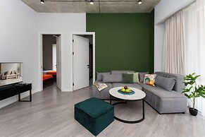 Stay inn on Amiryan 26/4