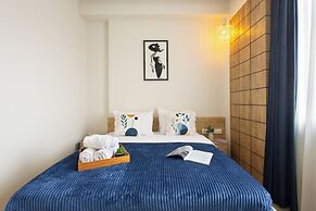Stay inn on Amiryan 26/4