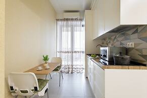Stay inn on Amiryan 26/4