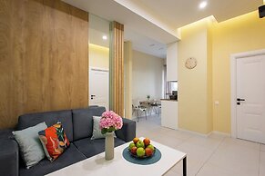Stay inn on Amiryan 26/4