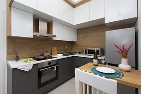 Stay inn on Amiryan 26/4