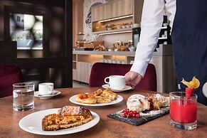 Adesso Hotel