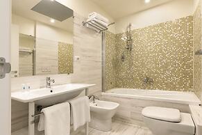 Adesso Hotel