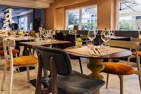 Adesso Hotel