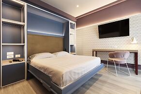 Adesso Hotel