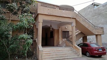 Kenzy Guest House