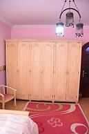 Kenzy Guest House
