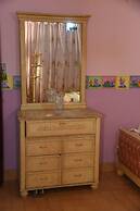 Kenzy Guest House