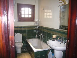 Kenzy Guest House