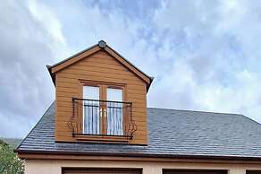 Cozy Lanarkshire Apartment With a View